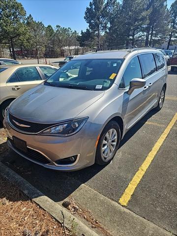 used 2017 Chrysler Pacifica car, priced at $13,600