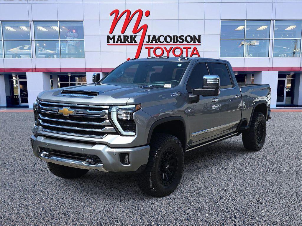 used 2025 Chevrolet Silverado 3500 car, priced at $79,980