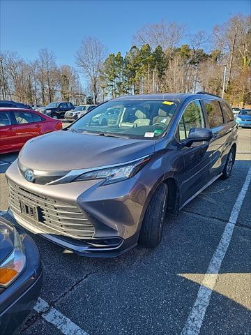 used 2023 Toyota Sienna car, priced at $35,800