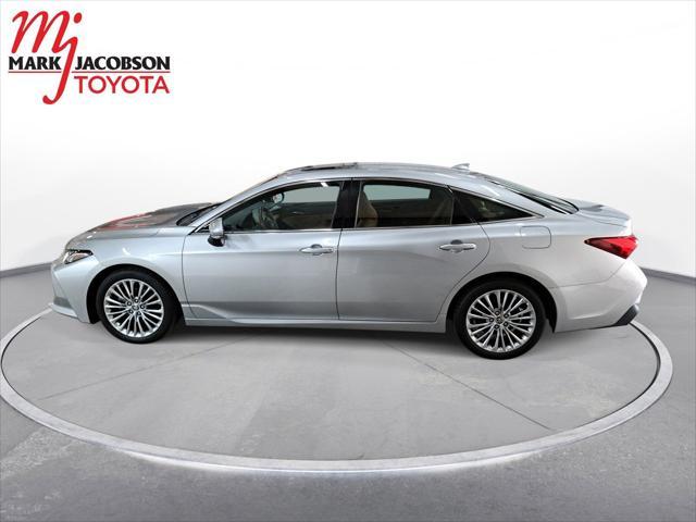 used 2022 Toyota Avalon Hybrid car, priced at $31,400