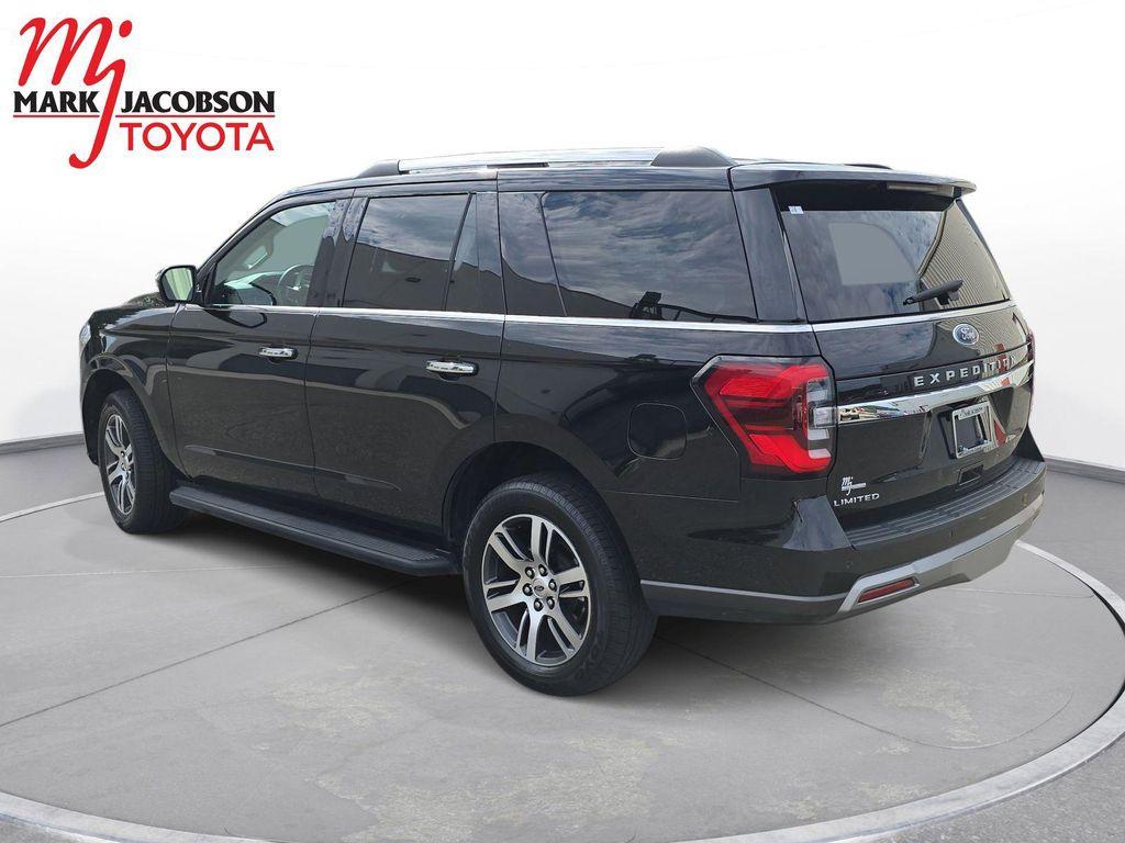used 2024 Ford Expedition car, priced at $45,280