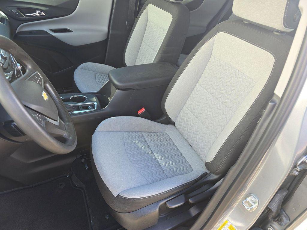 used 2023 Chevrolet Equinox car, priced at $21,880