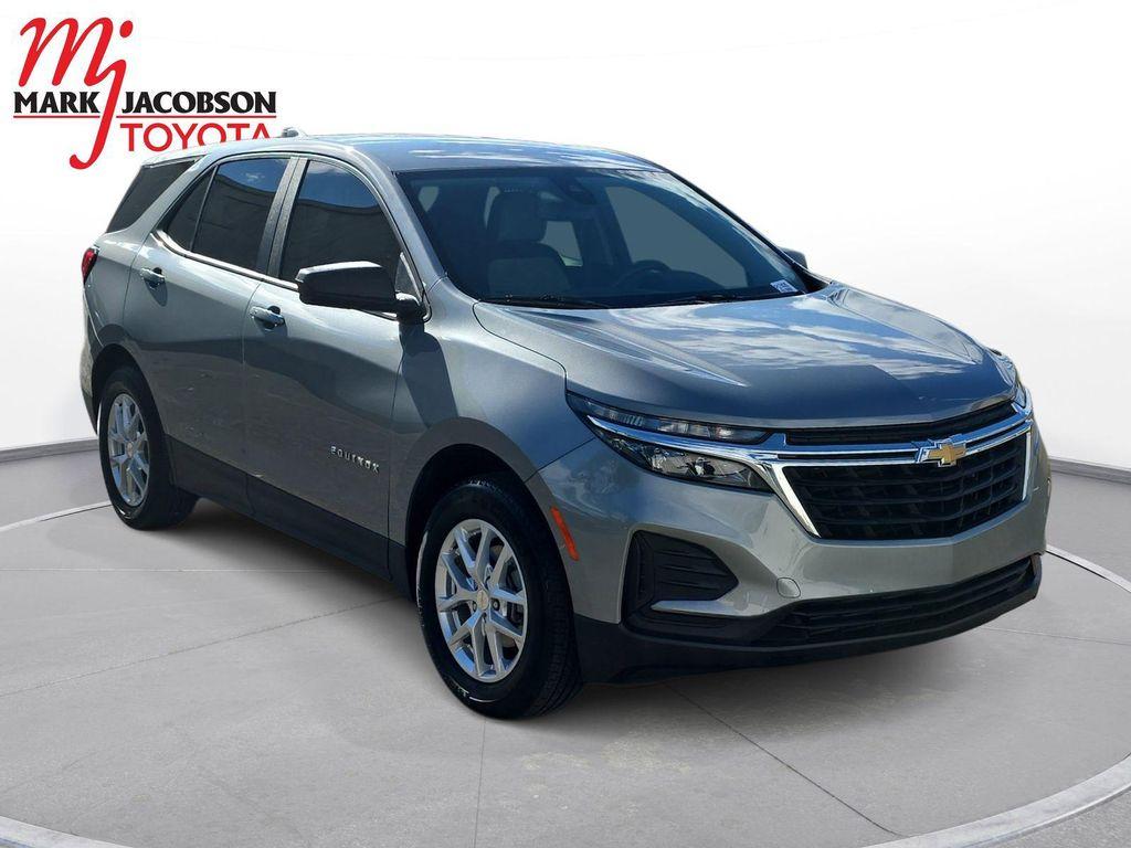 used 2023 Chevrolet Equinox car, priced at $21,880