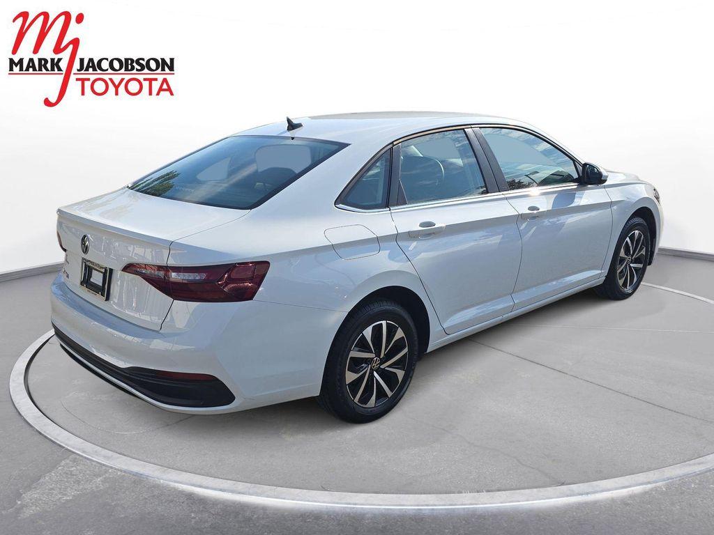 used 2024 Volkswagen Jetta car, priced at $18,580