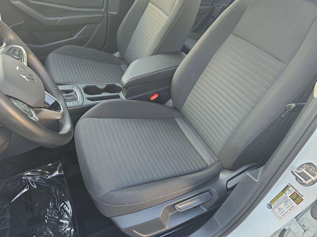 used 2024 Volkswagen Jetta car, priced at $18,580