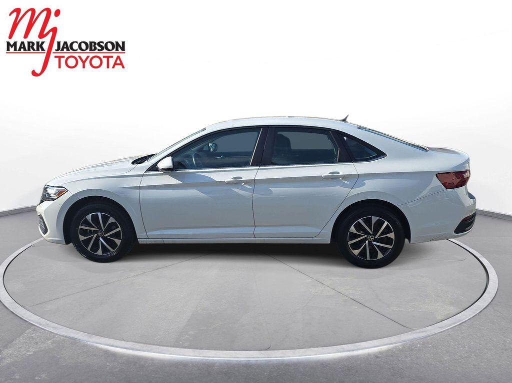 used 2024 Volkswagen Jetta car, priced at $18,580