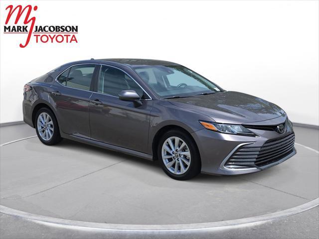used 2023 Toyota Camry car, priced at $18,600