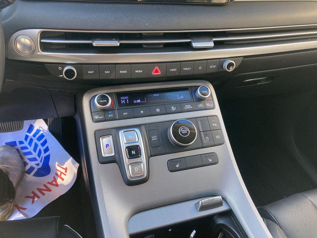 used 2025 Hyundai Palisade car, priced at $32,980