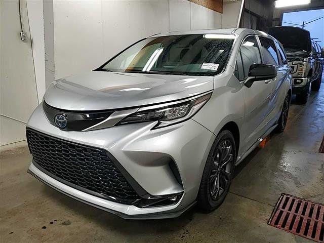 used 2024 Toyota Sienna car, priced at $47,800