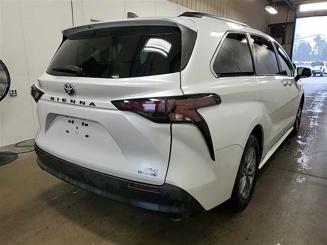 used 2023 Toyota Sienna car, priced at $43,200