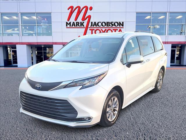 used 2023 Toyota Sienna car, priced at $41,800