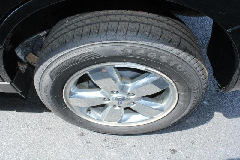 used 2009 Ford Escape car, priced at $9,995