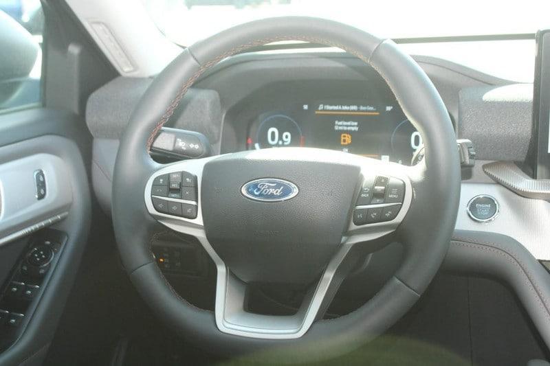 new 2025 Ford Explorer car, priced at $46,937