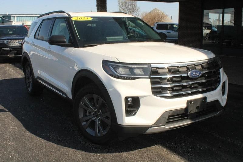 new 2025 Ford Explorer car, priced at $46,937