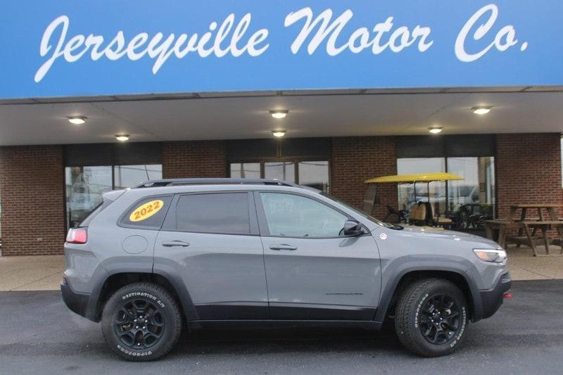 used 2022 Jeep Cherokee car