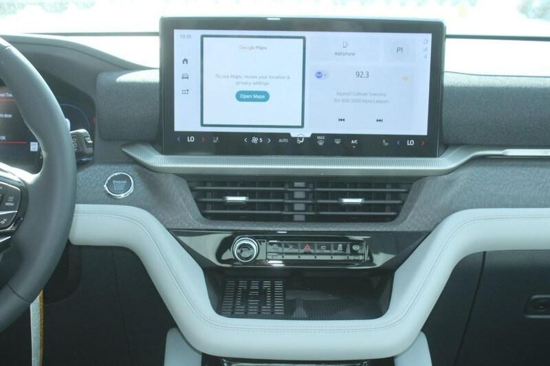 new 2025 Ford Explorer car, priced at $57,728