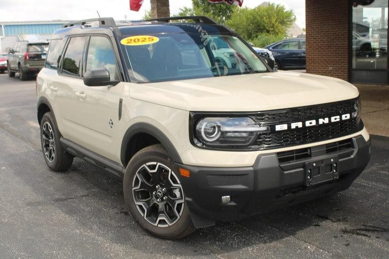 new 2025 Ford Bronco Sport car, priced at $38,485