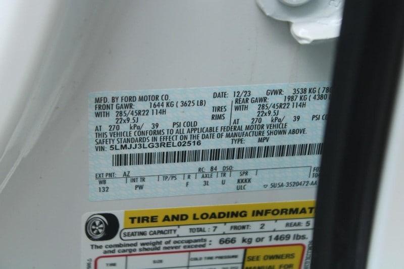 used 2024 Lincoln Navigator L car, priced at $89,995