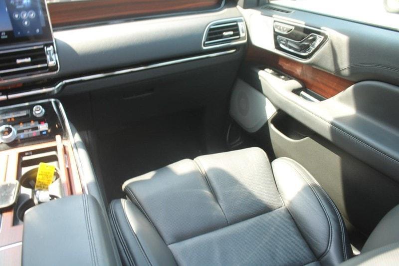 used 2024 Lincoln Navigator L car, priced at $89,995