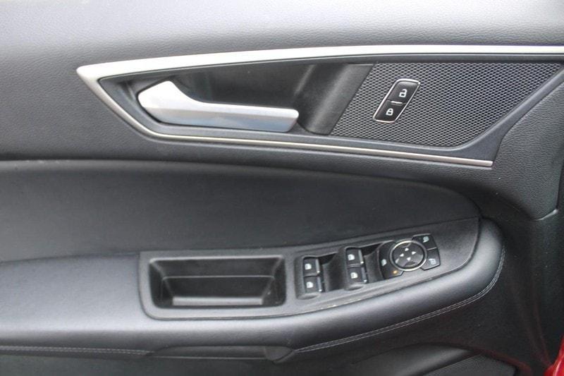 used 2023 Ford Edge car