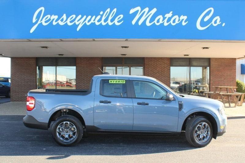 new 2025 Ford Maverick car, priced at $33,781