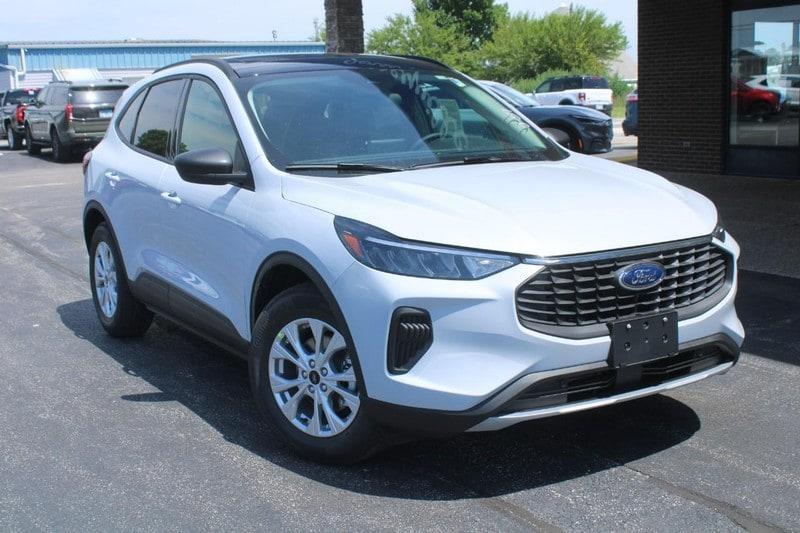 new 2025 Ford Escape car, priced at $33,531