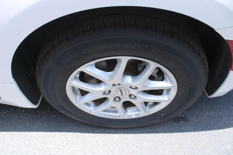 used 2023 Chrysler Pacifica car, priced at $25,995