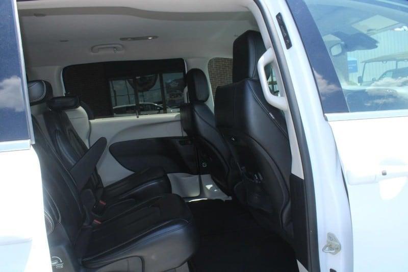 used 2023 Chrysler Pacifica car, priced at $25,995