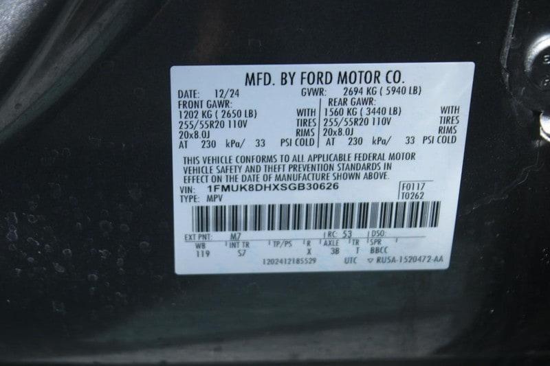 used 2025 Ford Explorer car