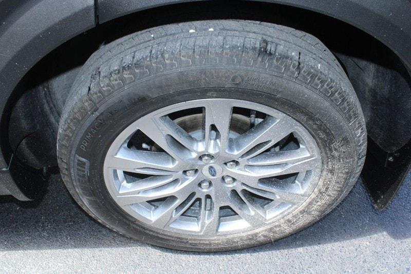 used 2025 Ford Explorer car