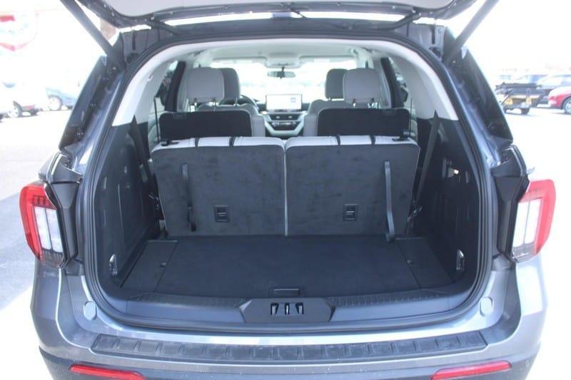 used 2025 Ford Explorer car