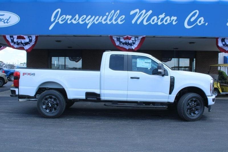 new 2025 Ford F-350 car, priced at $62,920