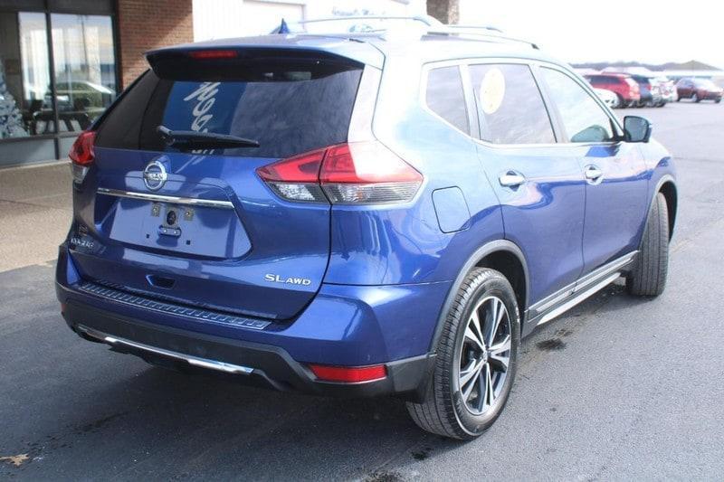 used 2017 Nissan Rogue car