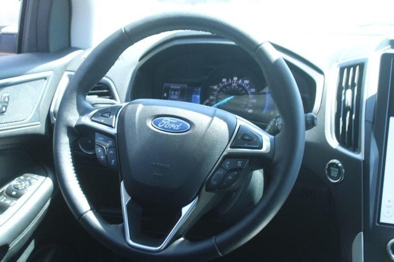 used 2024 Ford Edge car
