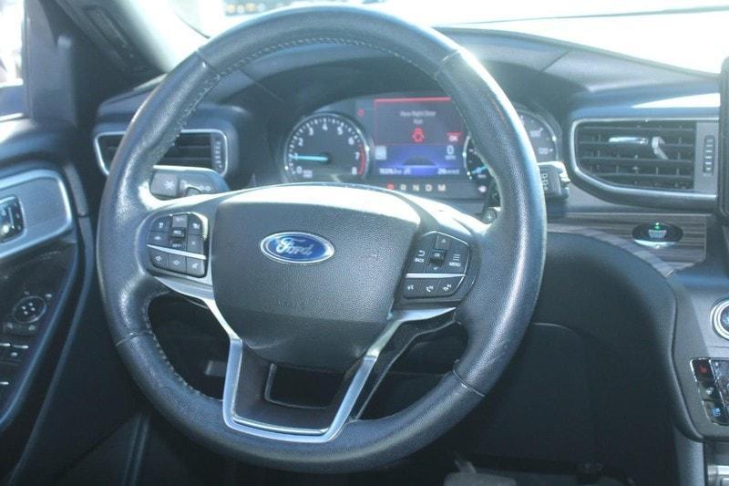 used 2020 Ford Explorer car