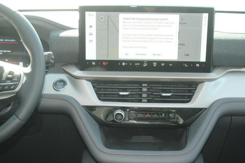 new 2025 Ford Explorer car, priced at $46,224