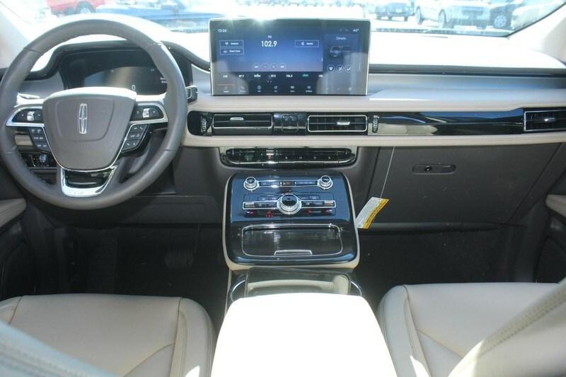 used 2022 Lincoln Nautilus car, priced at $36,995
