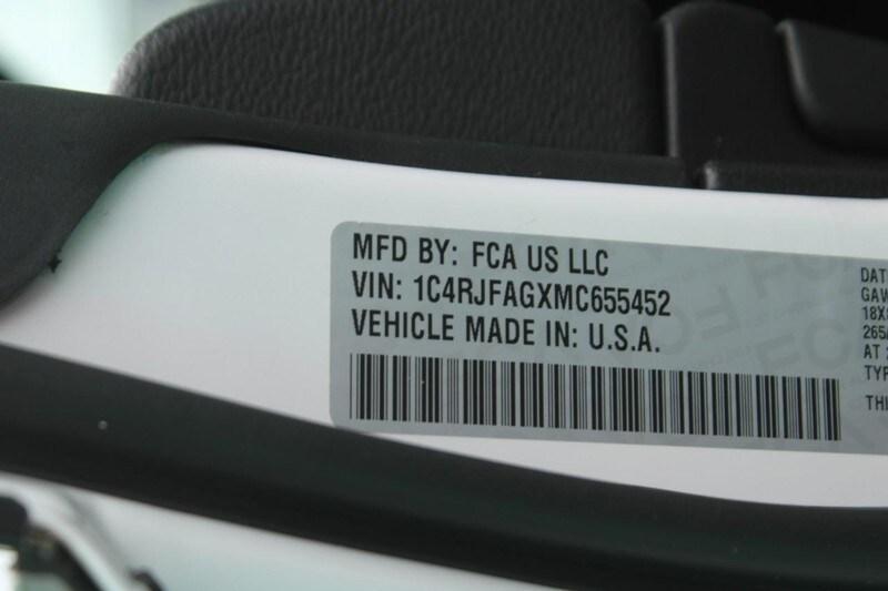 used 2021 Jeep Grand Cherokee car, priced at $23,995