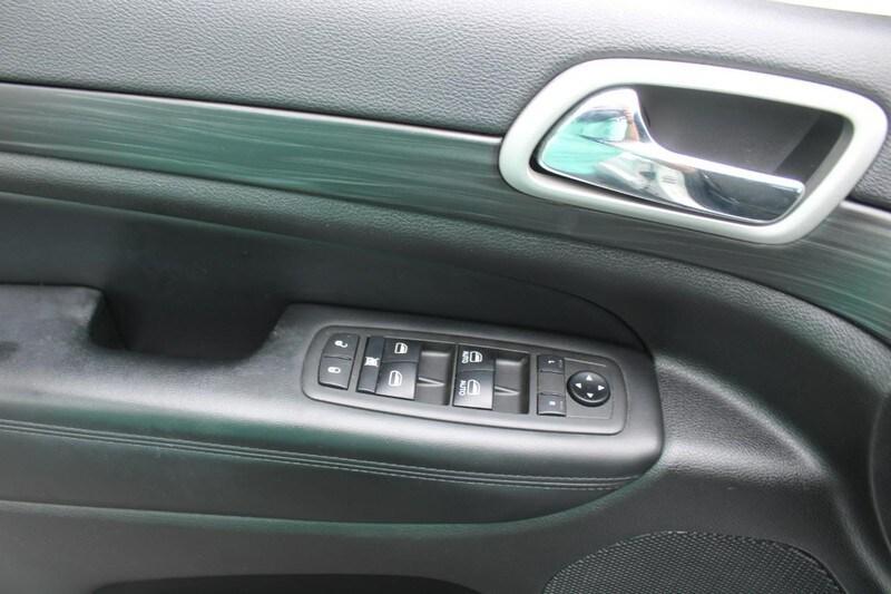 used 2021 Jeep Grand Cherokee car, priced at $23,995