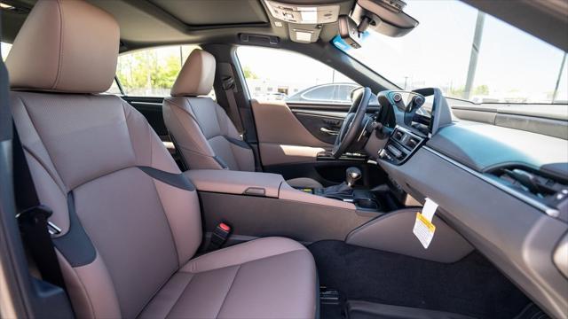 new 2024 Lexus ES 350 car, priced at $44,794