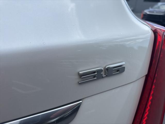 used 2017 Cadillac XT5 car, priced at $16,800