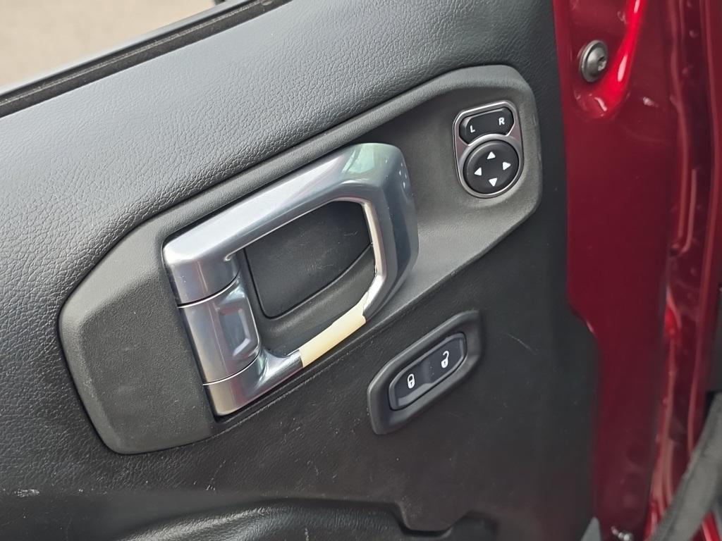 used 2022 Jeep Wrangler Unlimited car, priced at $27,900