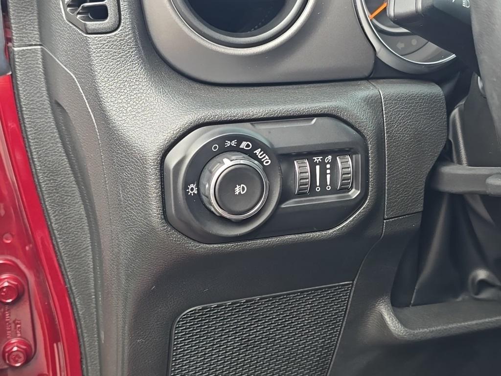 used 2022 Jeep Wrangler Unlimited car, priced at $27,900
