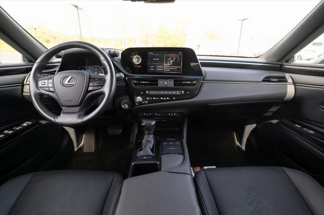 used 2022 Lexus ES 350 car, priced at $35,300