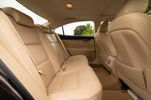 used 2014 Lexus ES 350 car, priced at $17,600