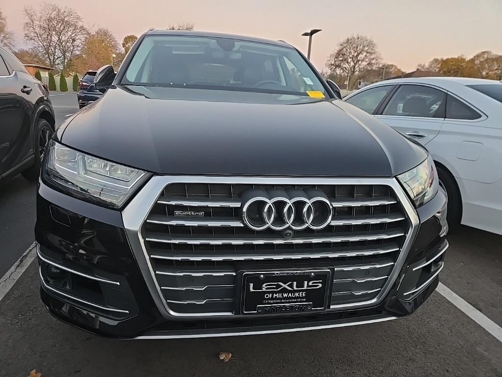 used 2018 Audi Q7 car, priced at $24,496