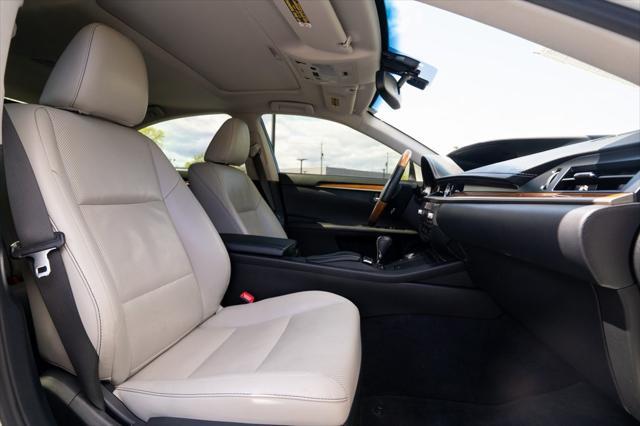 used 2015 Lexus ES 300h car, priced at $17,200