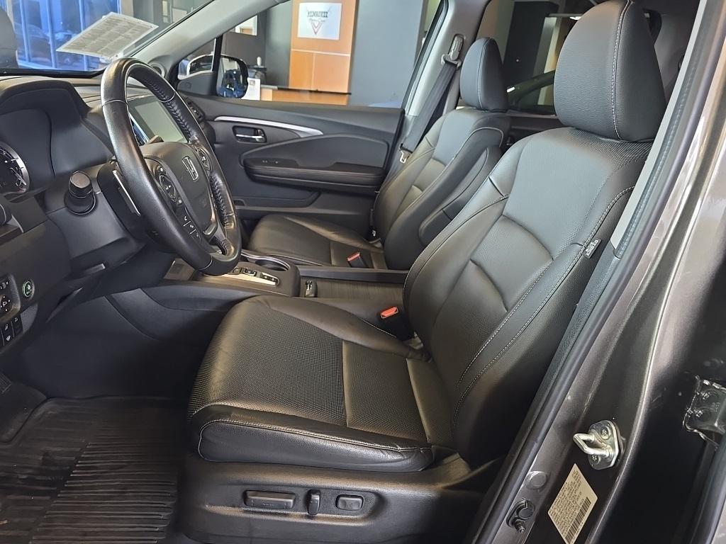 used 2022 Honda Ridgeline car, priced at $32,700