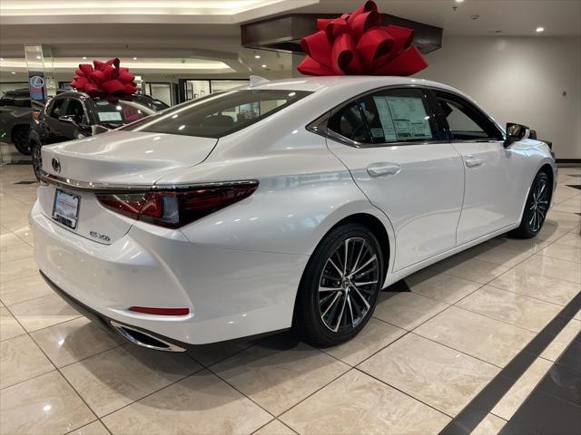 new 2025 Lexus ES 350 car, priced at $46,645