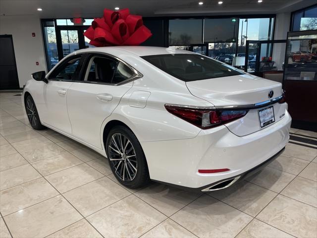 new 2025 Lexus ES 350 car, priced at $46,645